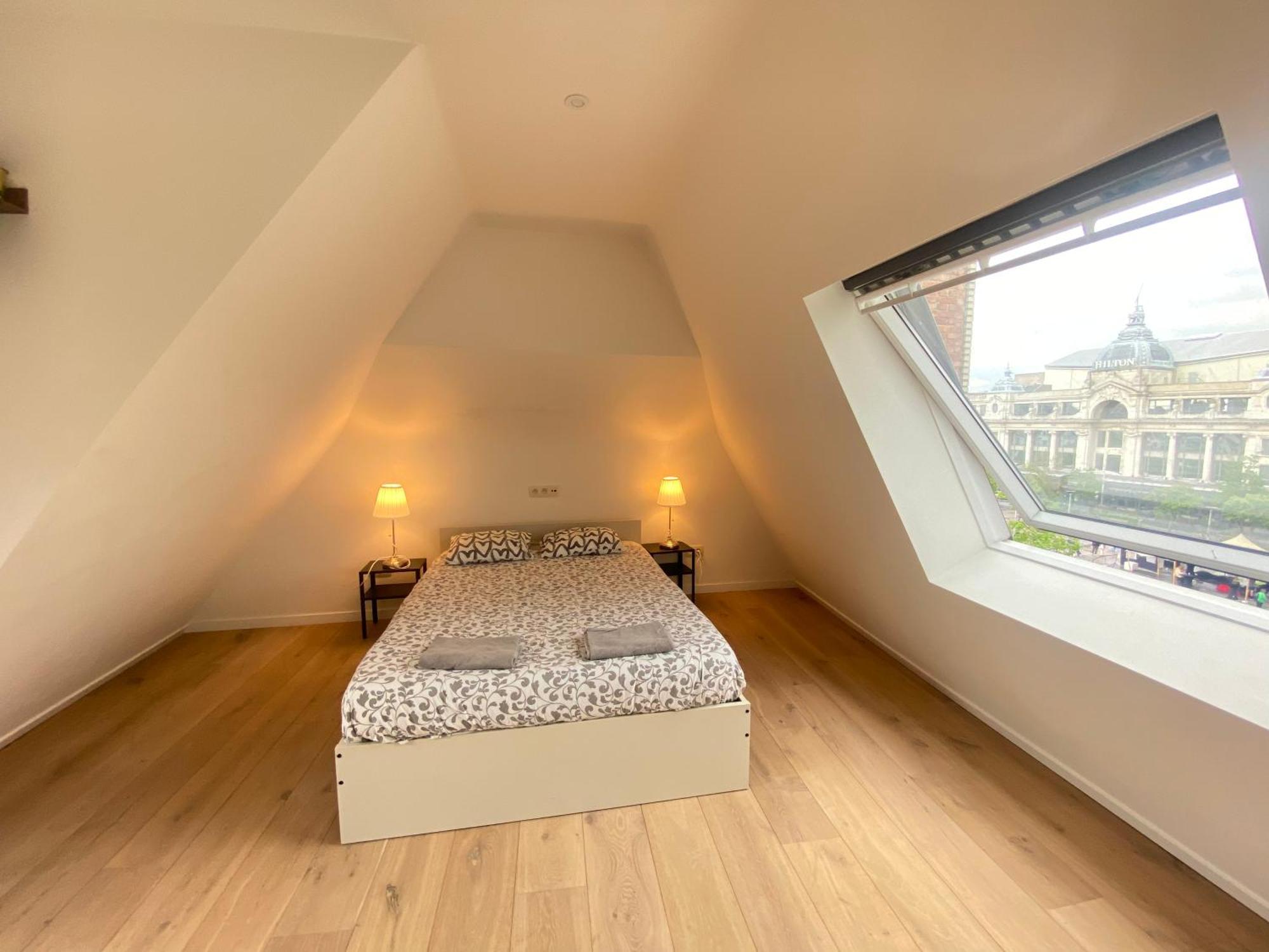 The Central Square Residence Antwerp Luaran gambar